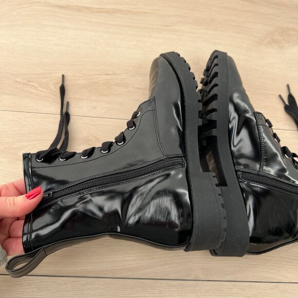 H&M Faux Patent Leather Lace Up & Zip Up Black Combat Boots Size 8 / 90s Grunge - Picture 7 of 12